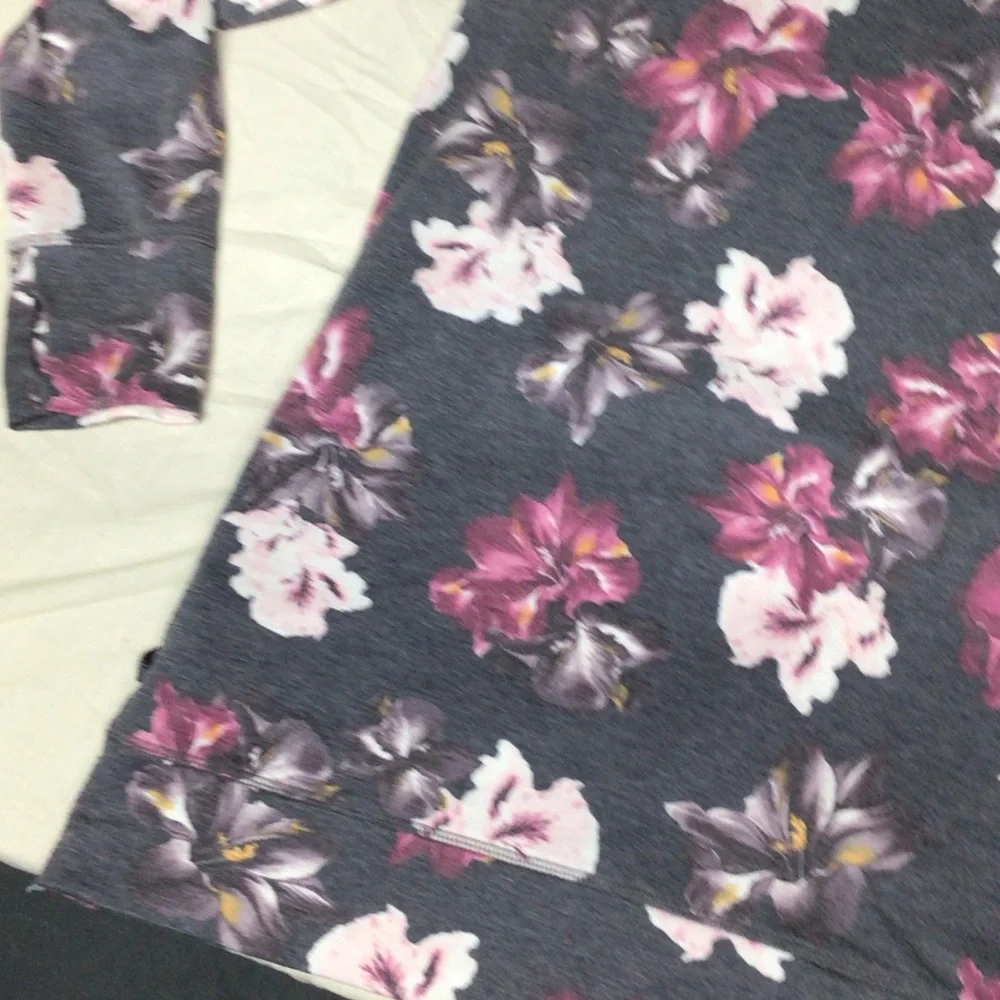 Floral Print Hooded Sweatshirt - Gray & Pink - Picture 10 of 10